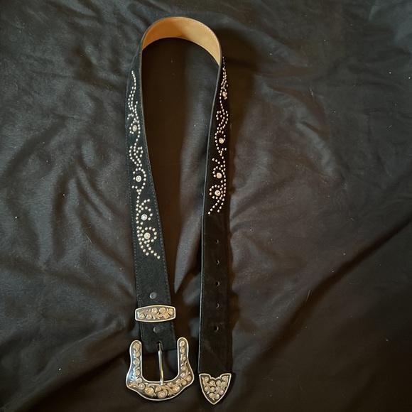 Belt - Picture 2 of 3